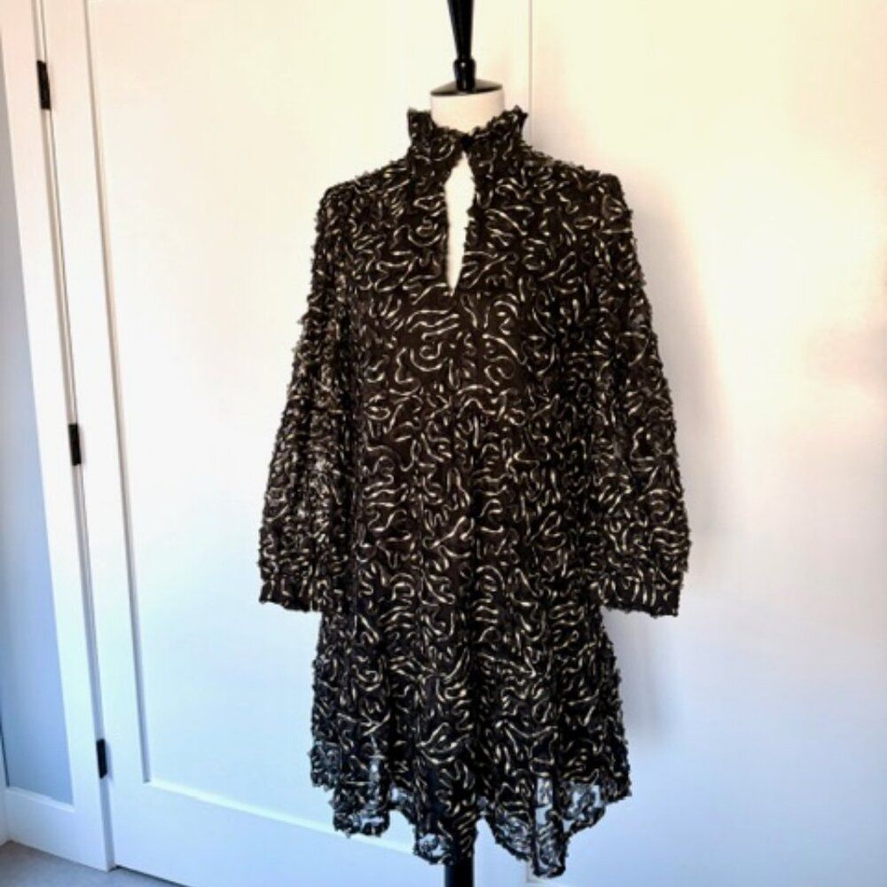 Tuckernuck Nightly Organza Black Gold Palmerston Dress Size Large - Picture 2 of 7